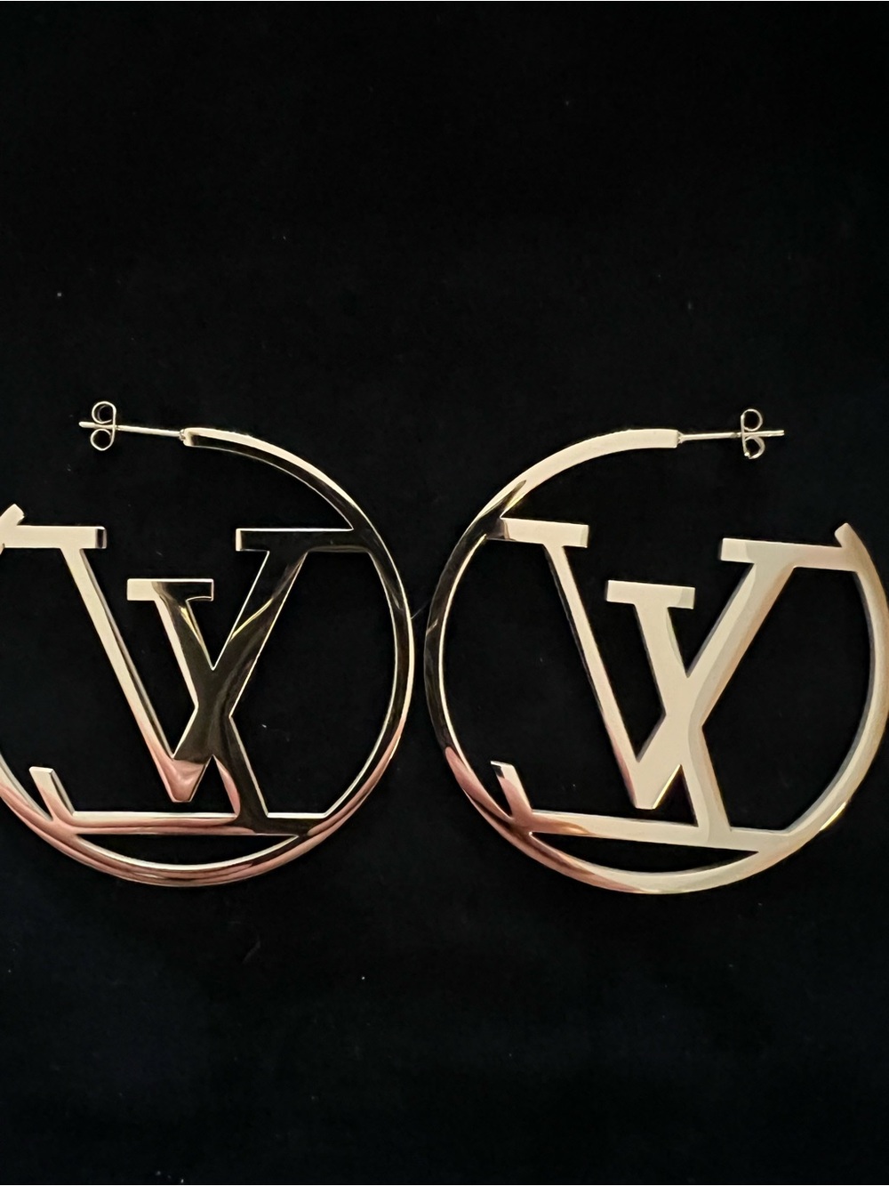 Gold-Tone LV Logo Hoop Earrings - Designer Inspired - Picture 2 of 11